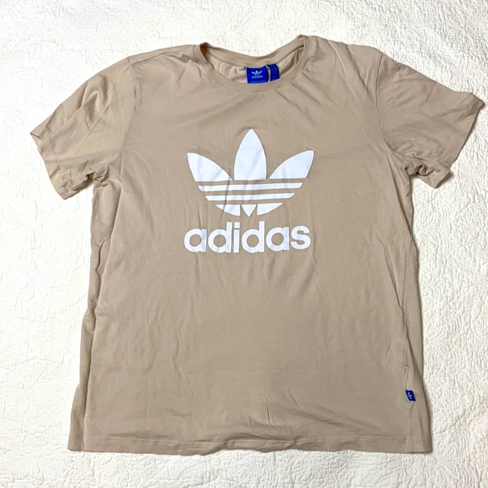 ADIDAS T SHIRT